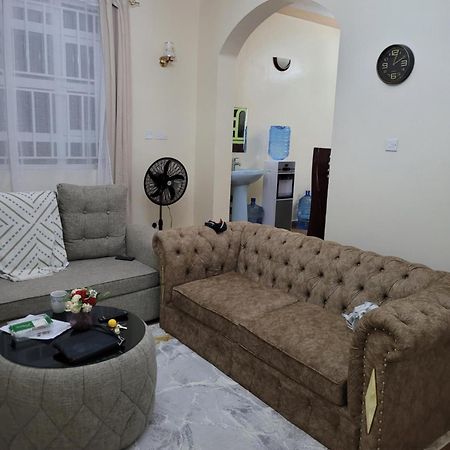 Gloria House Bed & Breakfast Syokimau ภายนอก รูปภาพ